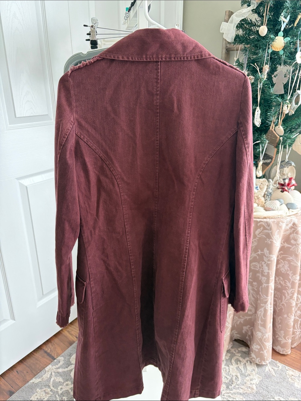 Vintage Lee Cooper Women's Long Burgundy Boho Jacket with Scalloped Trim - Picture 5 of 10